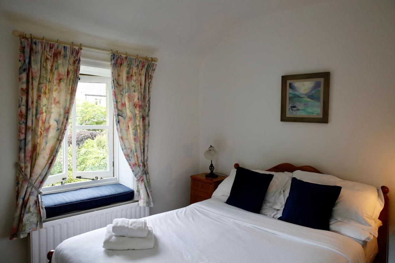 Guest house Ashfield House